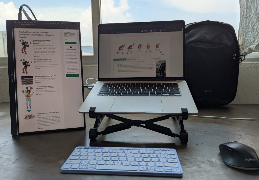 Portable Multiple Monitor Setups for Being an Efficient, Lightweight ...